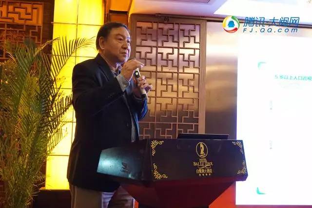 首页 - 澳门(金沙)官网网站首页集团赵堪兴教授较新演讲：增加户外活动时间可以 预防孩子近视