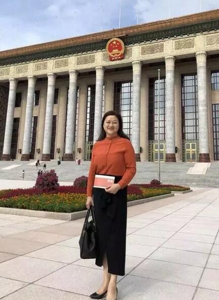 首页 - 澳门(金沙)官网网站首页集团潘美华医生作为福建省医师代表受邀赴京参加首届“中国医师节”庆祝大会4.jpg