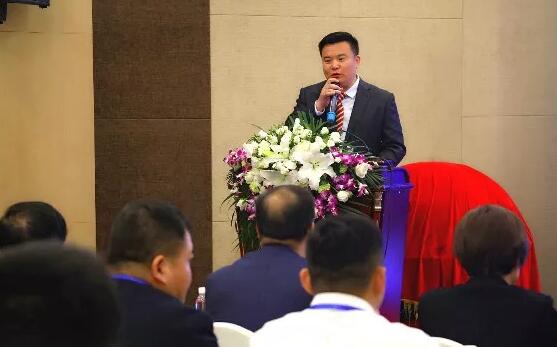 首页 - 澳门(金沙)官网网站首页2019年眼屈光学组会议圆满召开4.jpg