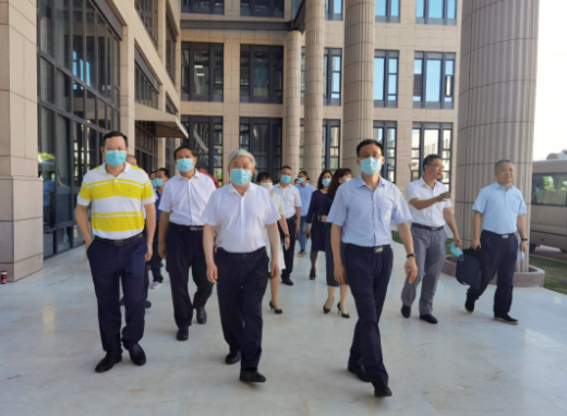 省市领*陪同刘永富主任一行调研首页 - 澳门(金沙)官网网站首页：仁心仁术，为公益事业贡献首页 - 澳门(金沙)官网网站首页力量1.png