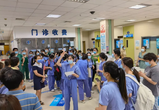 逆行天使，闻令而动！首页 - 澳门(金沙)官网网站首页多支医疗队星夜驰援莆田抗疫最前线2.png