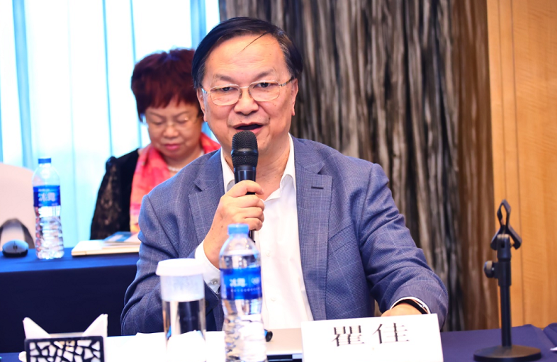 牢固根基，笃行致远！首页 - 澳门(金沙)官网网站首页集团召开发展战略研讨会4.png